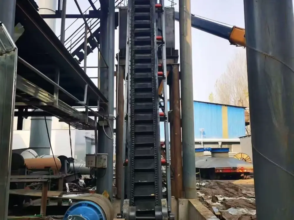 High-Performance Large Inclination Belt Conveyor